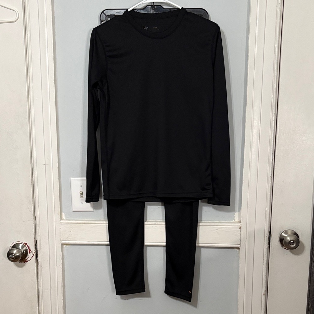 Like New Youth Thermal Set